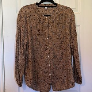 Old Navy spotted long sleeve blouse